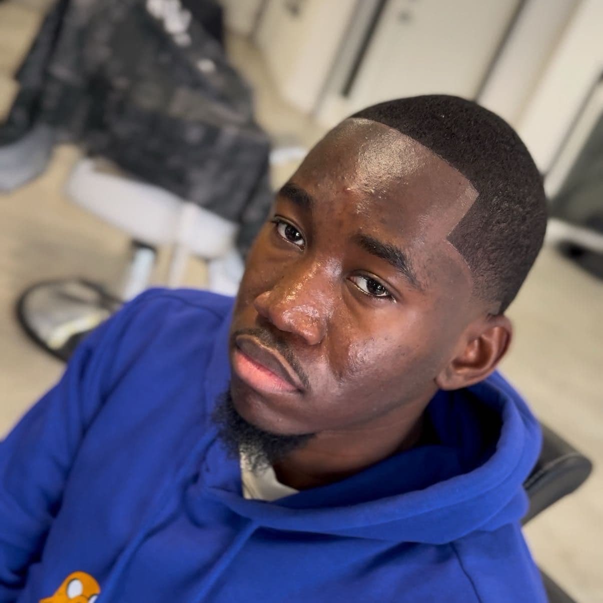 Image for Haircut Coupe de cheveux